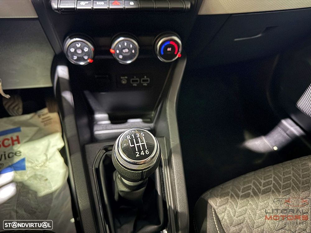 Renault Clio 1.0 TCe Techno - 28