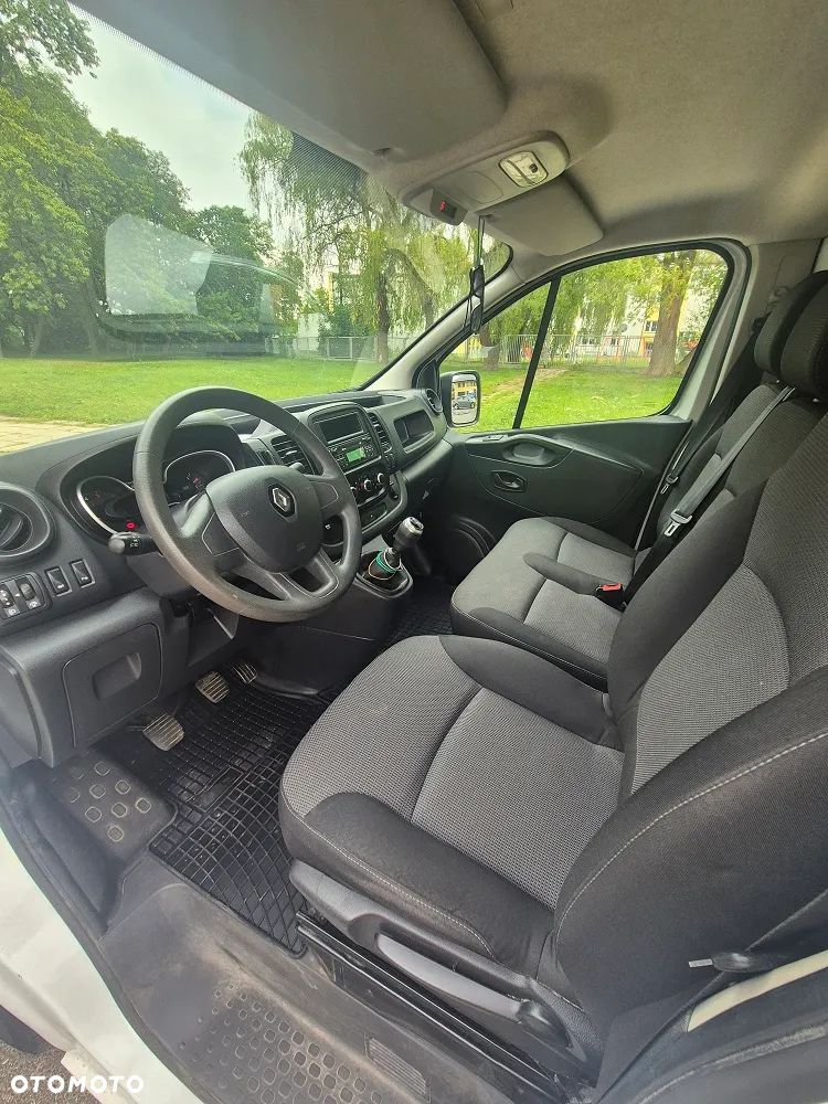 Renault Trafic - 9