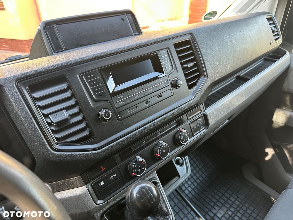 Volkswagen Crafter - 19