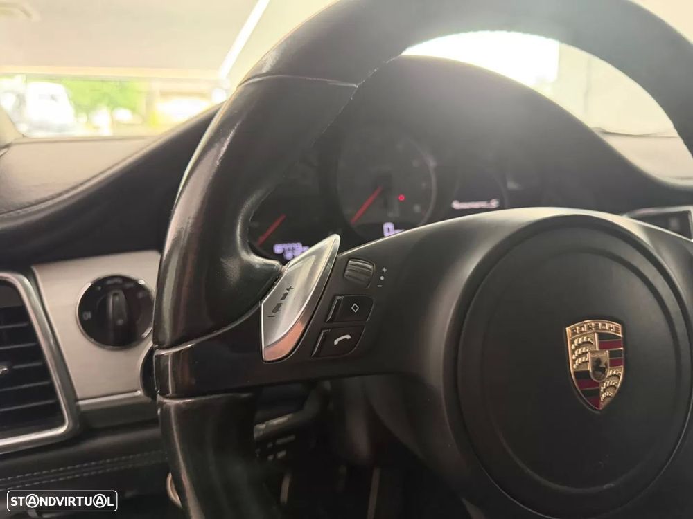 Porsche Panamera S Hybrid - 15