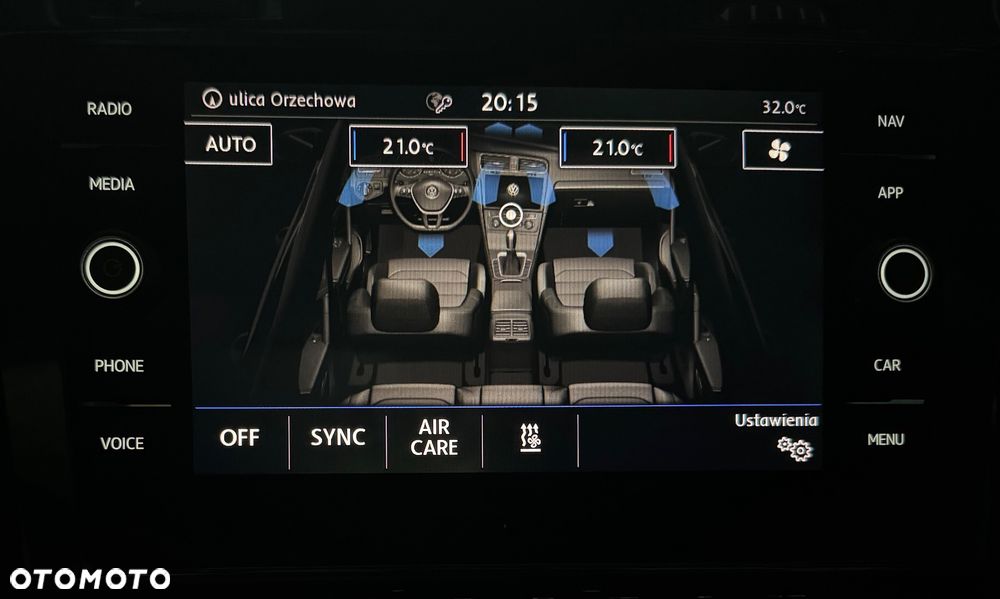Volkswagen Golf 2.0 TDI BMT Highline - 33