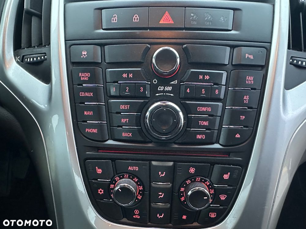 Opel Astra 1.4 T Cosmo - 12