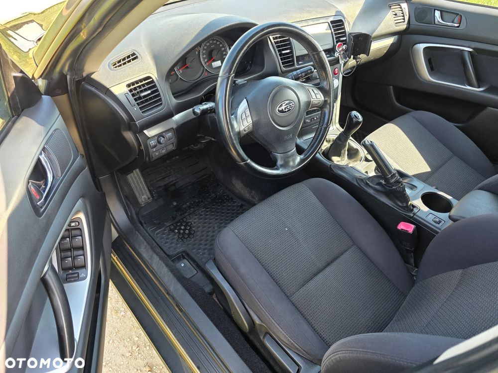 Subaru Outback - 13