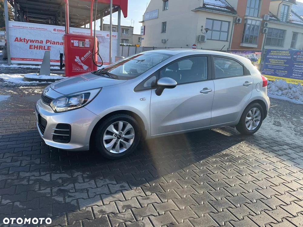 Kia Rio - 2