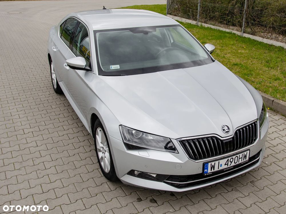 Skoda Superb 2.0 TDI Ambition - 9
