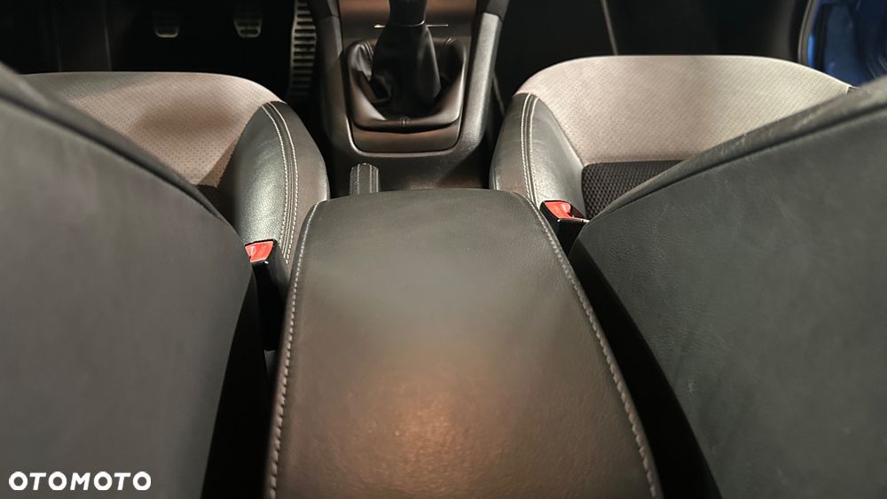 Skoda Octavia 2.0 TDI DPF RS - 15