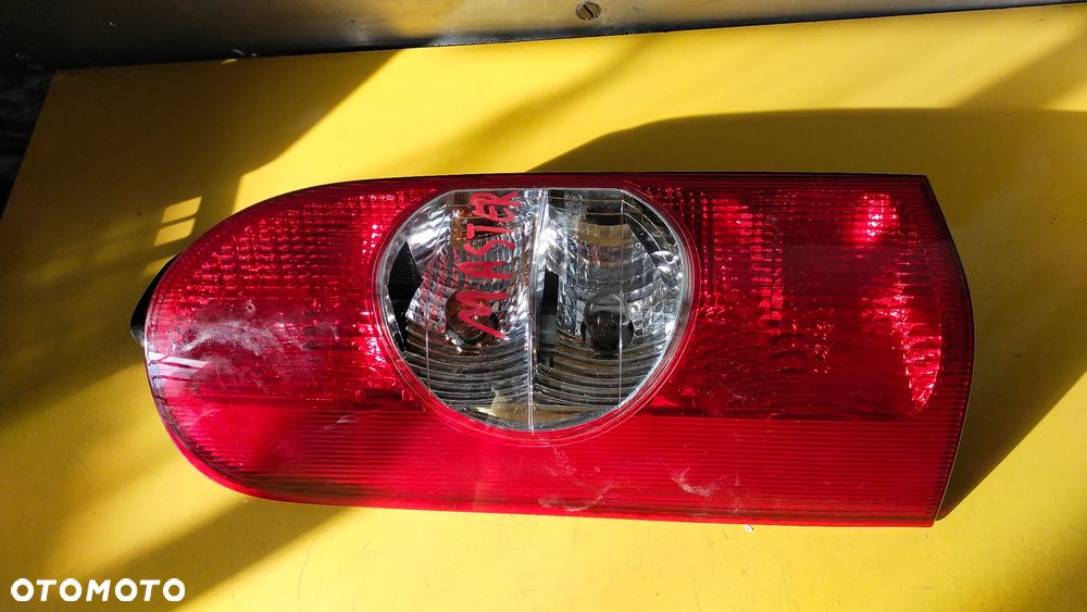 LAMPA TYŁ RENAULT MASTER - 2