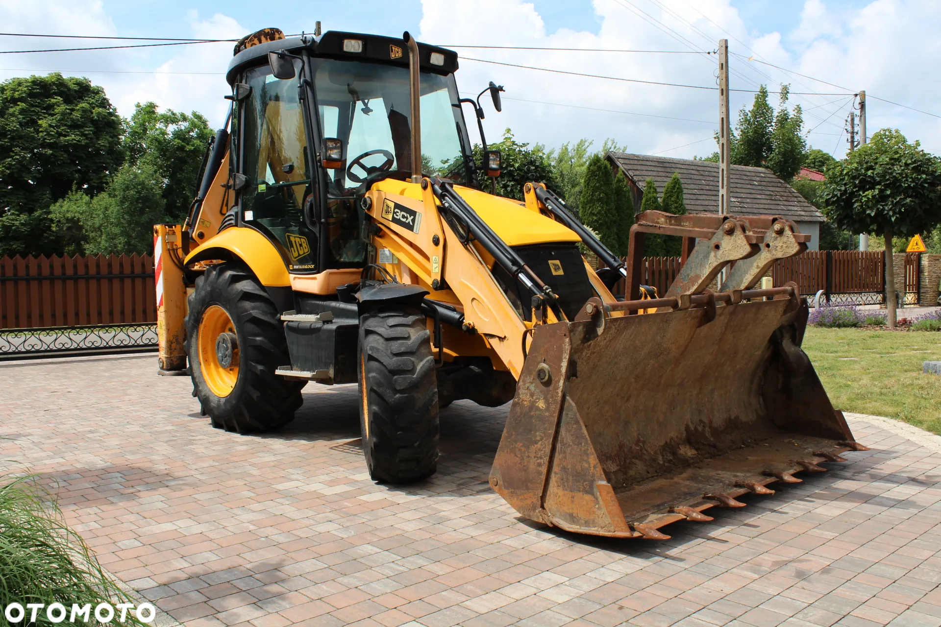JCB 3CX CONTRACTOR - 12
