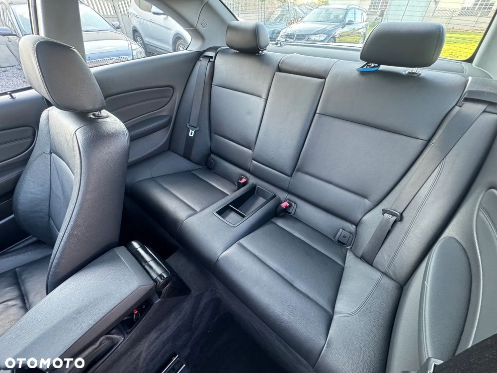 BMW Seria 1 120d DPF Edition Sport - 20