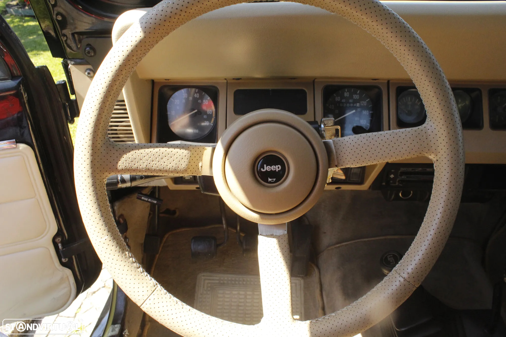 Jeep Wrangler - 15
