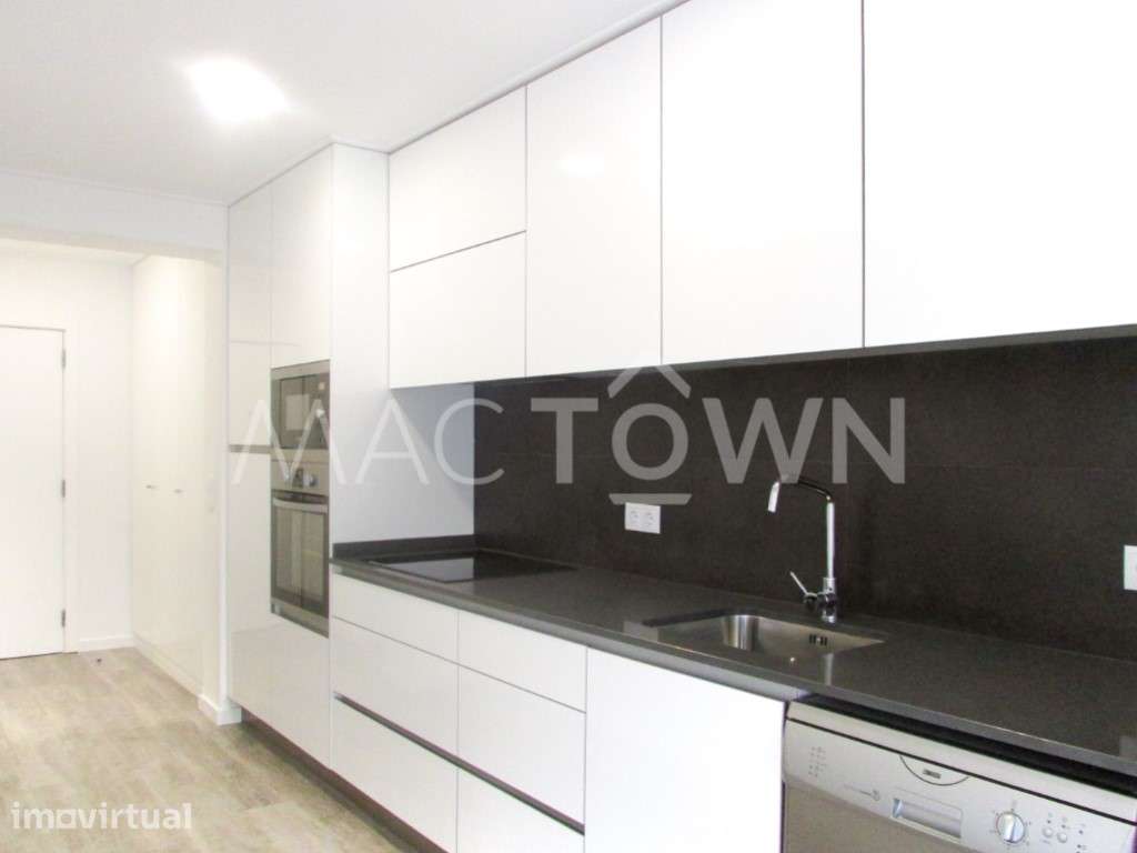 T1+1 em Carnide | Remodelado, Moderno e com Metro à Porta - Grande imagem: 4/14