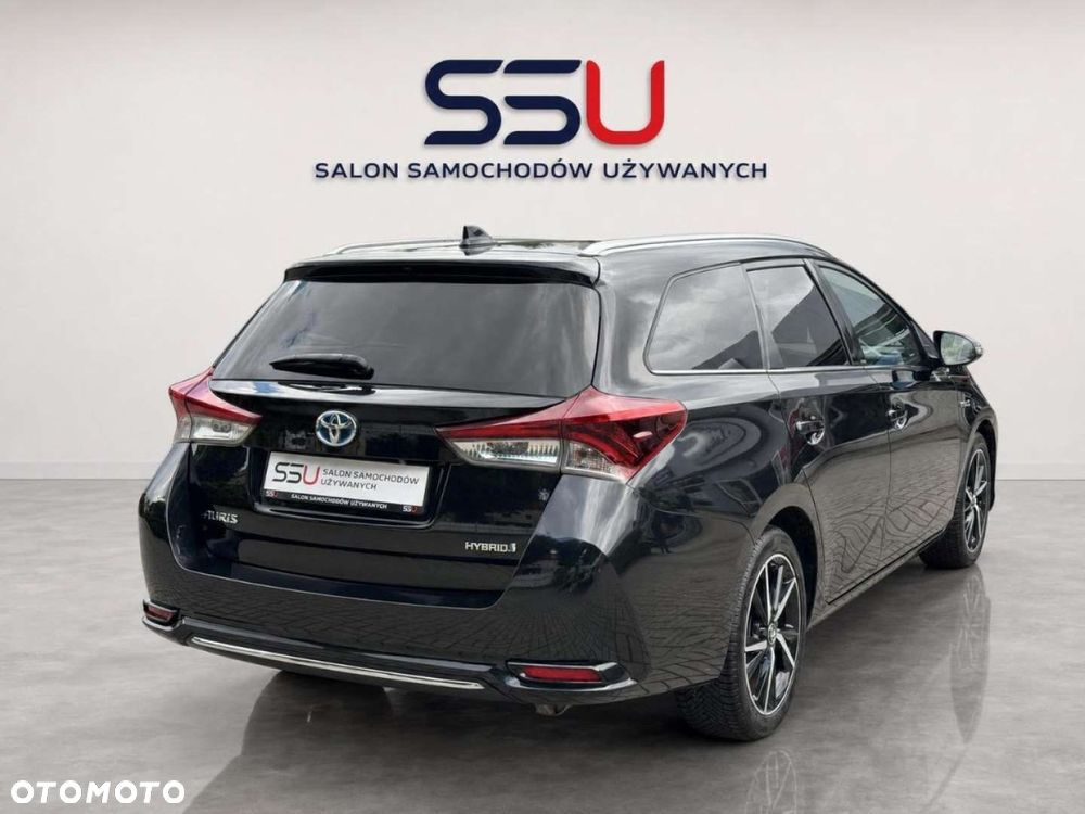 Toyota Auris Hybrid 135 Prestige - 15