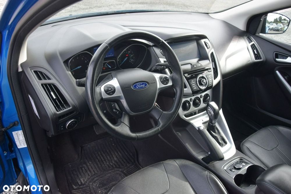 Ford Focus - 24