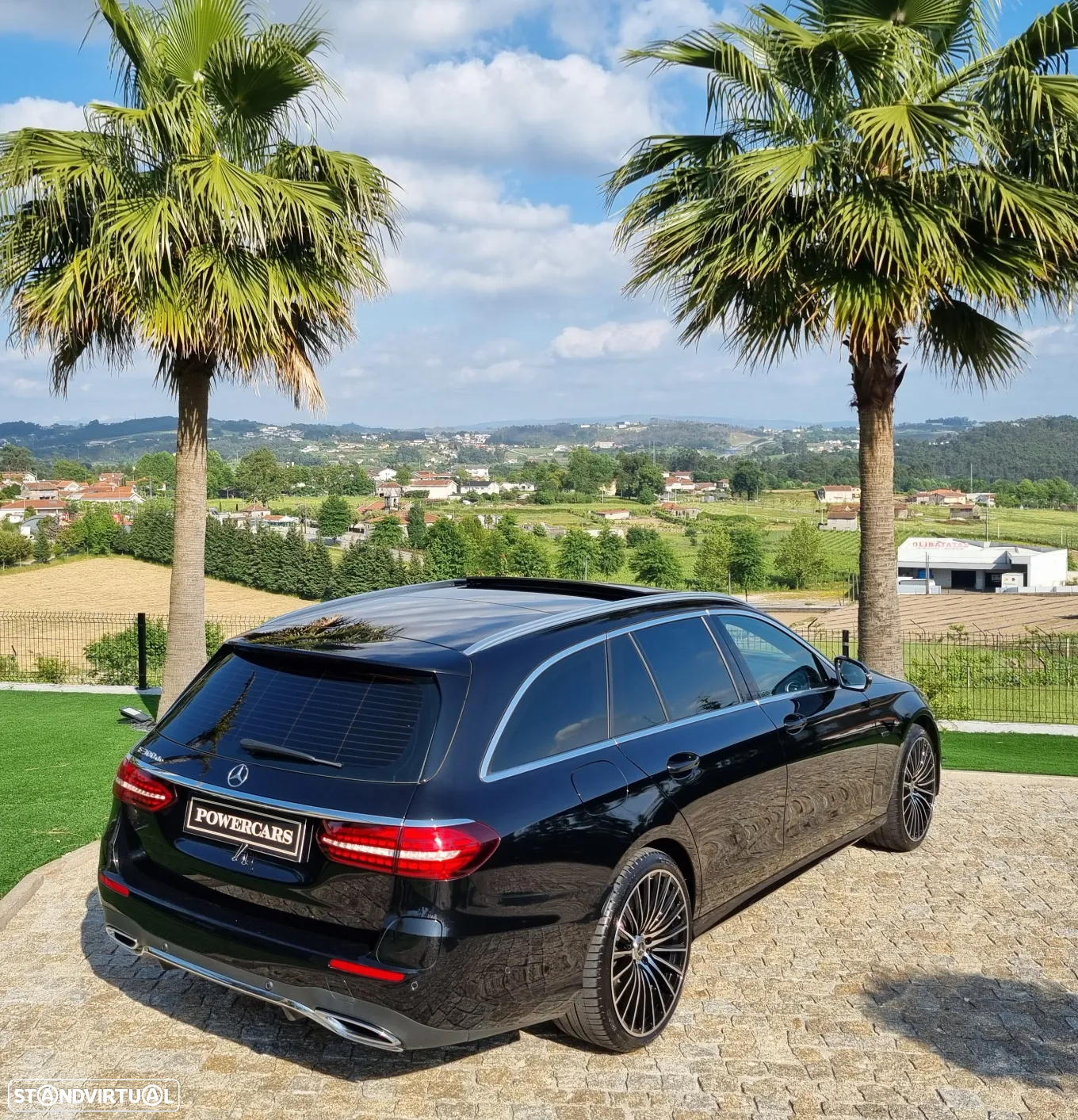 Mercedes-Benz E 300 de AMG Line - 13