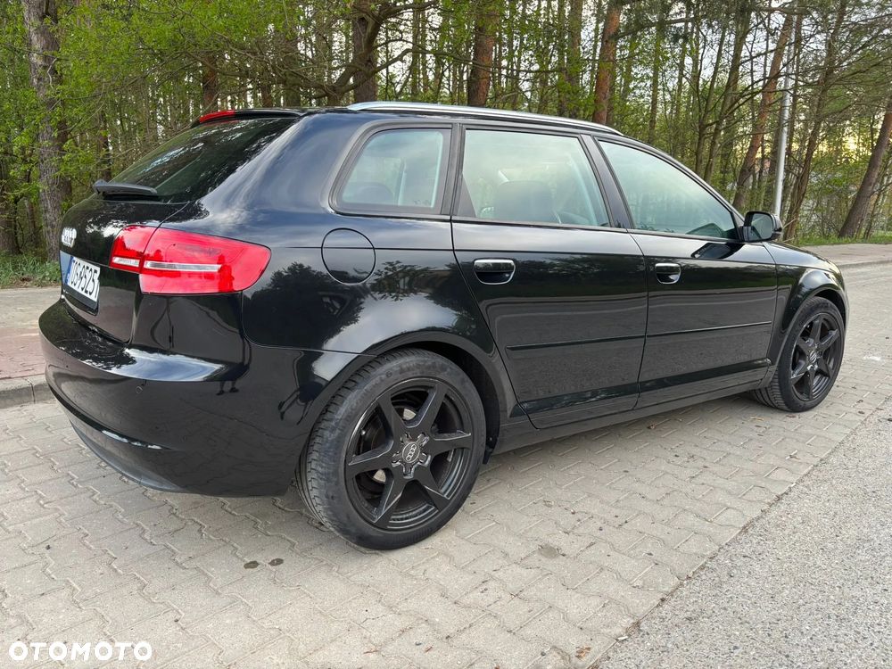 Audi A3 Sportback 1.6 TDI DPF Attraction - 10