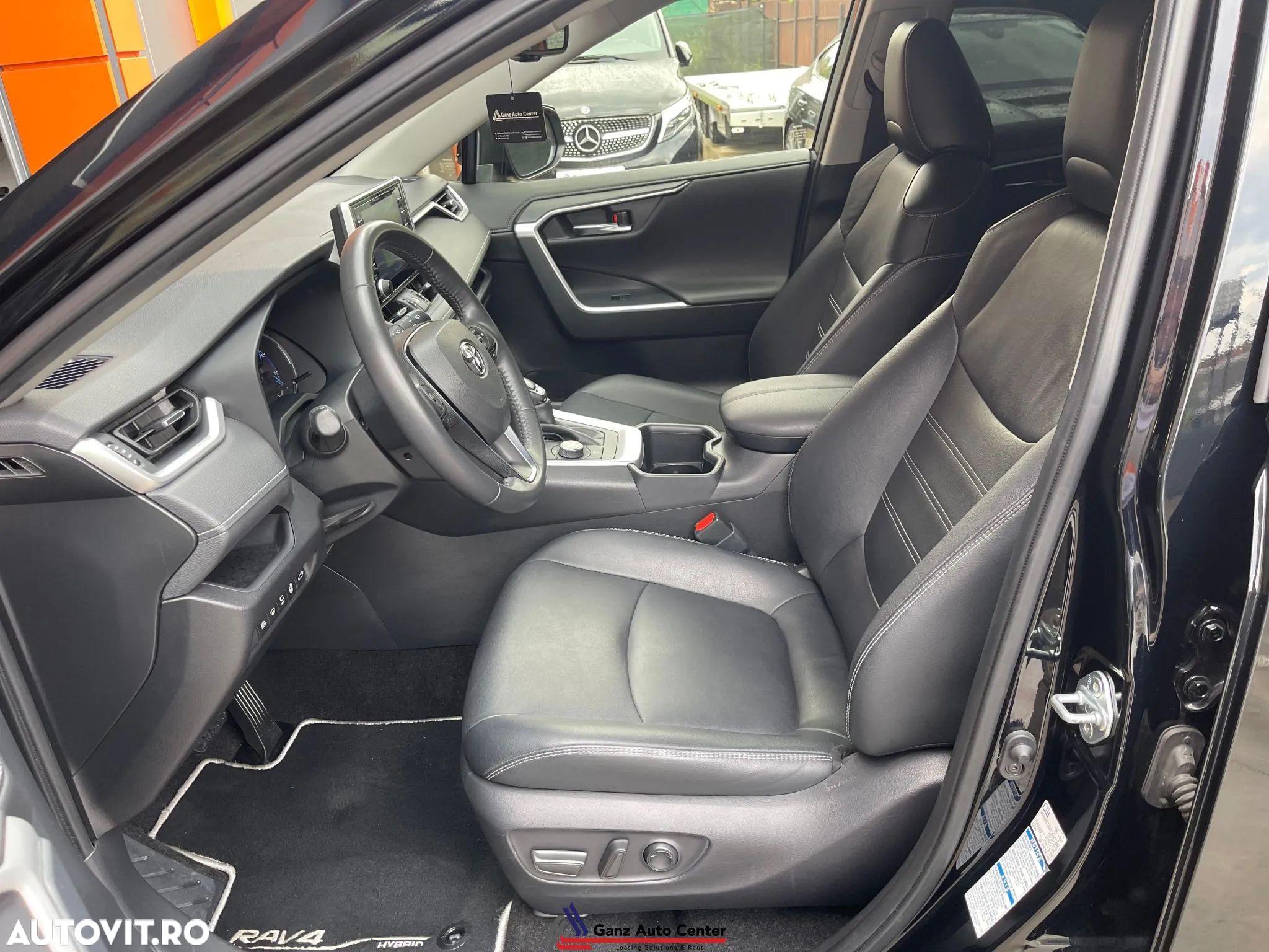 Toyota RAV4 2.5 Hybrid VVT-iE 4x4 Luxury - 16