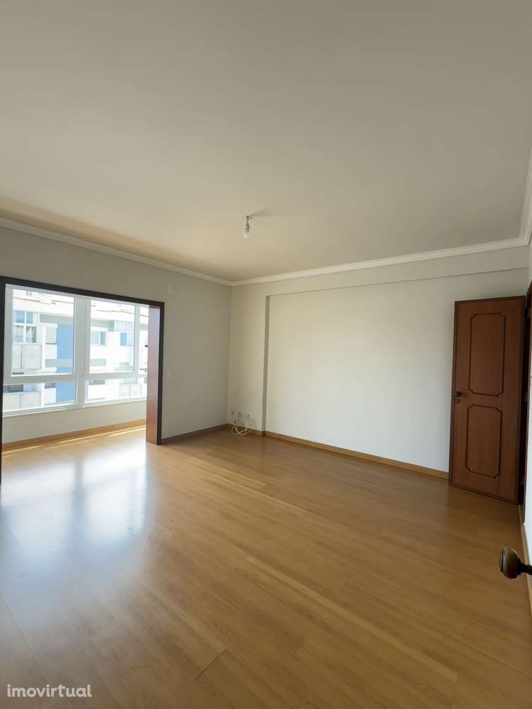Apartamento Rua Diogo Cão, 19 - Grande imagem: 3/27