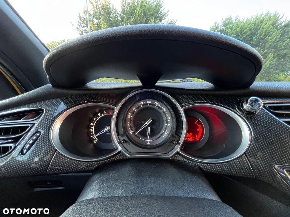 Citroën DS3 1.6 THP SportChic - 16