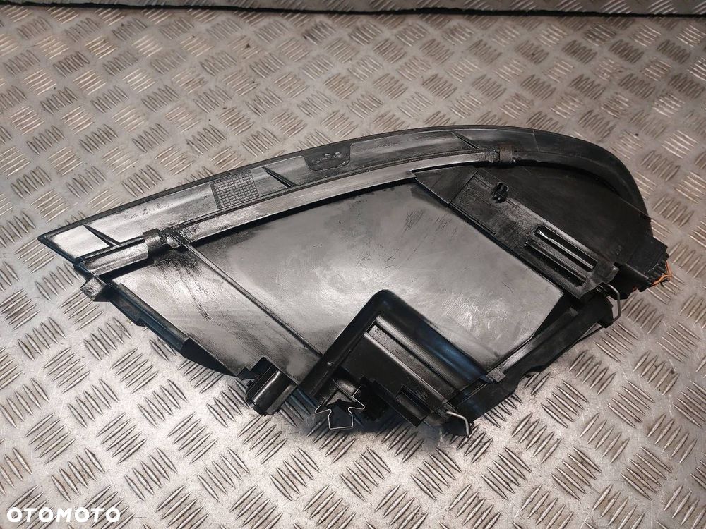 LAMPA LEWY PRZÓD VOLVO S40 II 30698636 0301198201 - 4