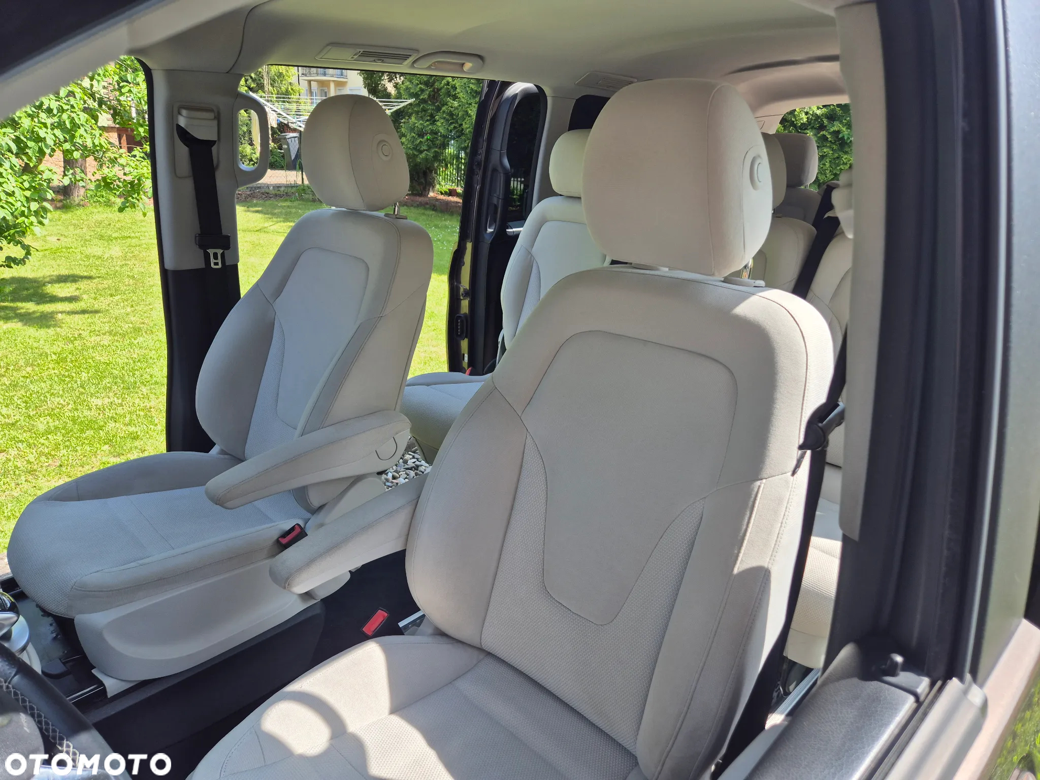 Mercedes-Benz Klasa V 220 (BlueTEC) d 7G-Tronic (d³ugi) - 22
