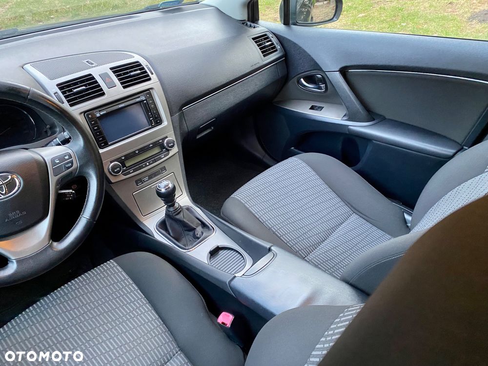 Toyota Avensis 2.0 D-4D PowerBoost Style - 14