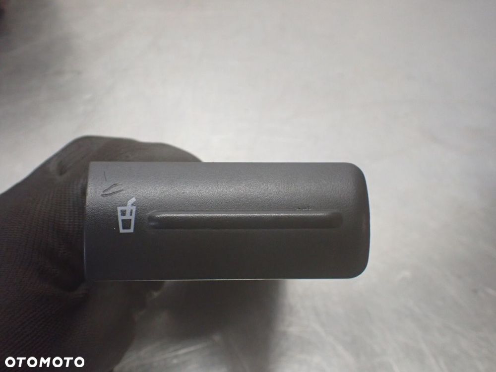 UCHWYT NA KUBEK SEAT LEON 1.6 1M2862531C - 4