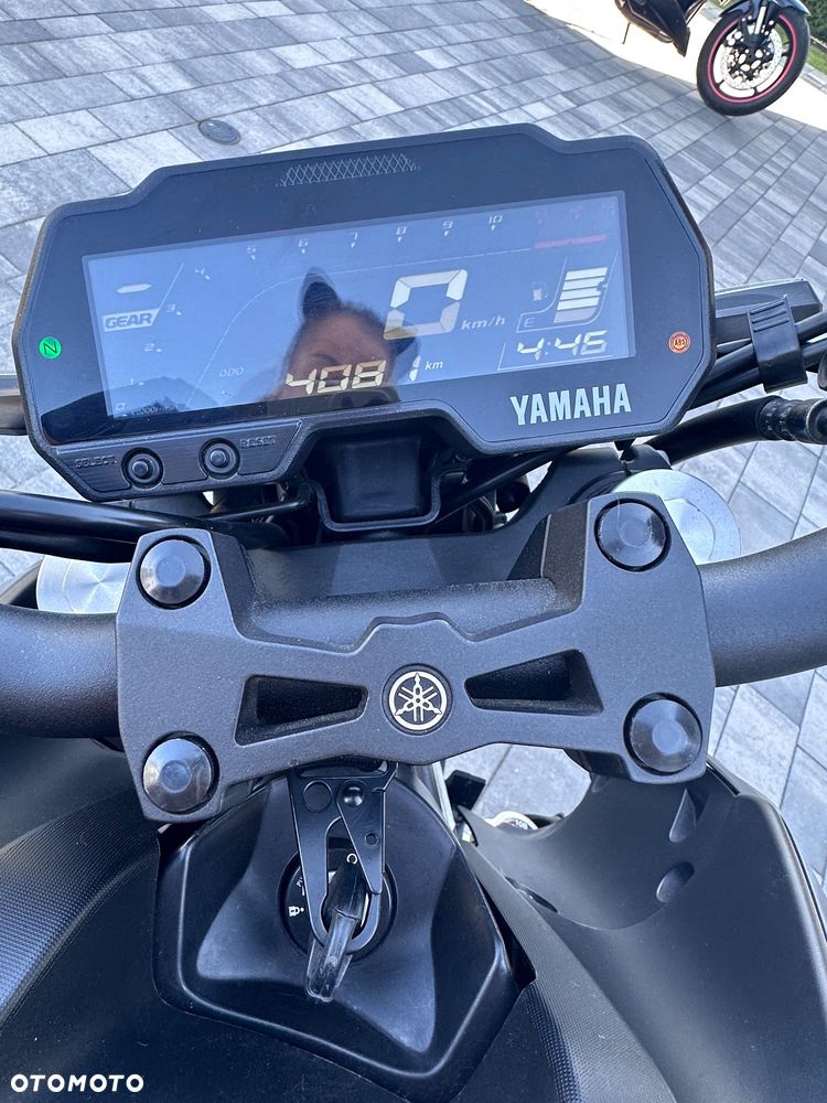 Yamaha MT - 19