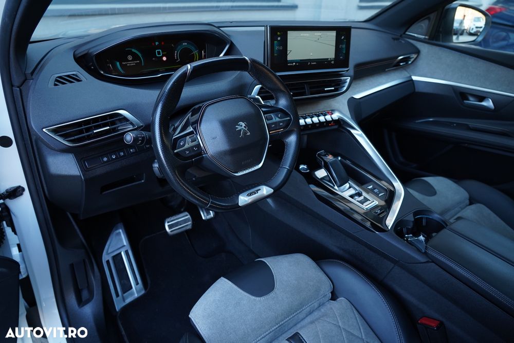 Peugeot 3008 PHEV EAT8 4X4 GT Pack - 9