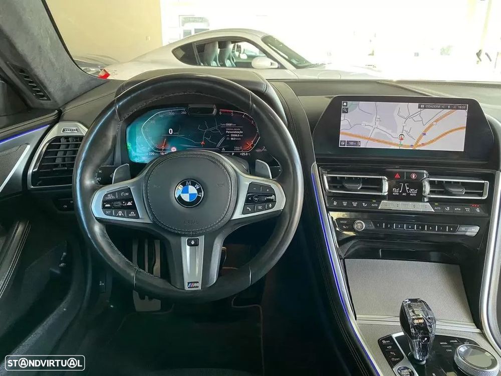 BMW 840 d xDrive Pack M - 17