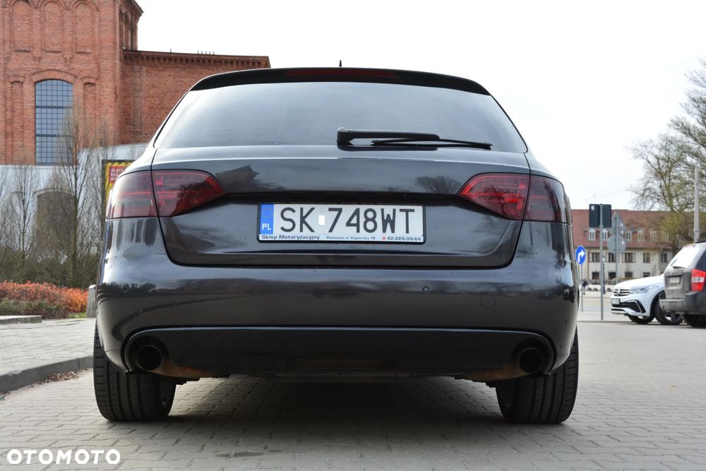 Audi A4 Avant 2.0 TFSI Attraction - 13