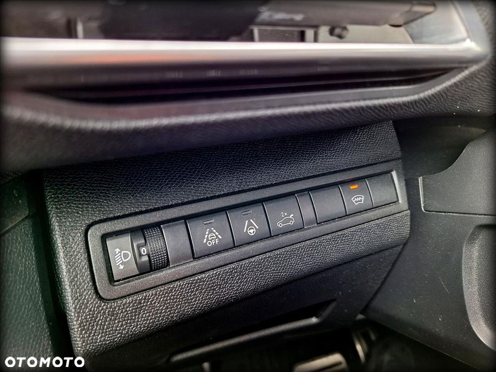 Peugeot 5008 2.0 BlueHDi Road Trip S&S EAT8 - 25