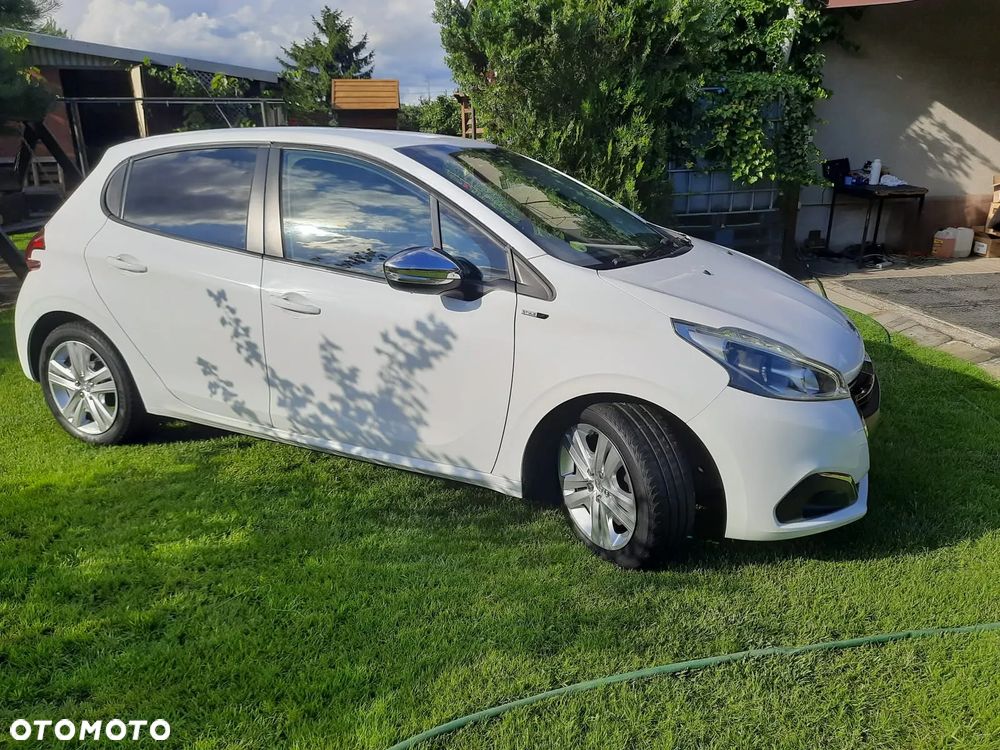 Peugeot 208 1.6 BlueHDi Active - 10