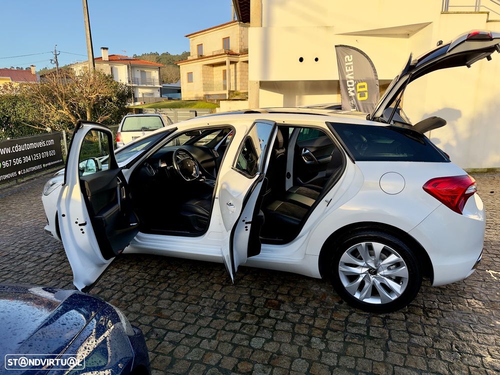 Citroën DS5 e-HDi 115 EGS6 SoChic - 33