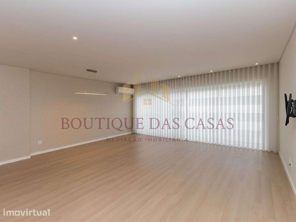 Apartamento T3 Duplex - Cond. Av. Vasco da Gama - Grande imagem: 5/12