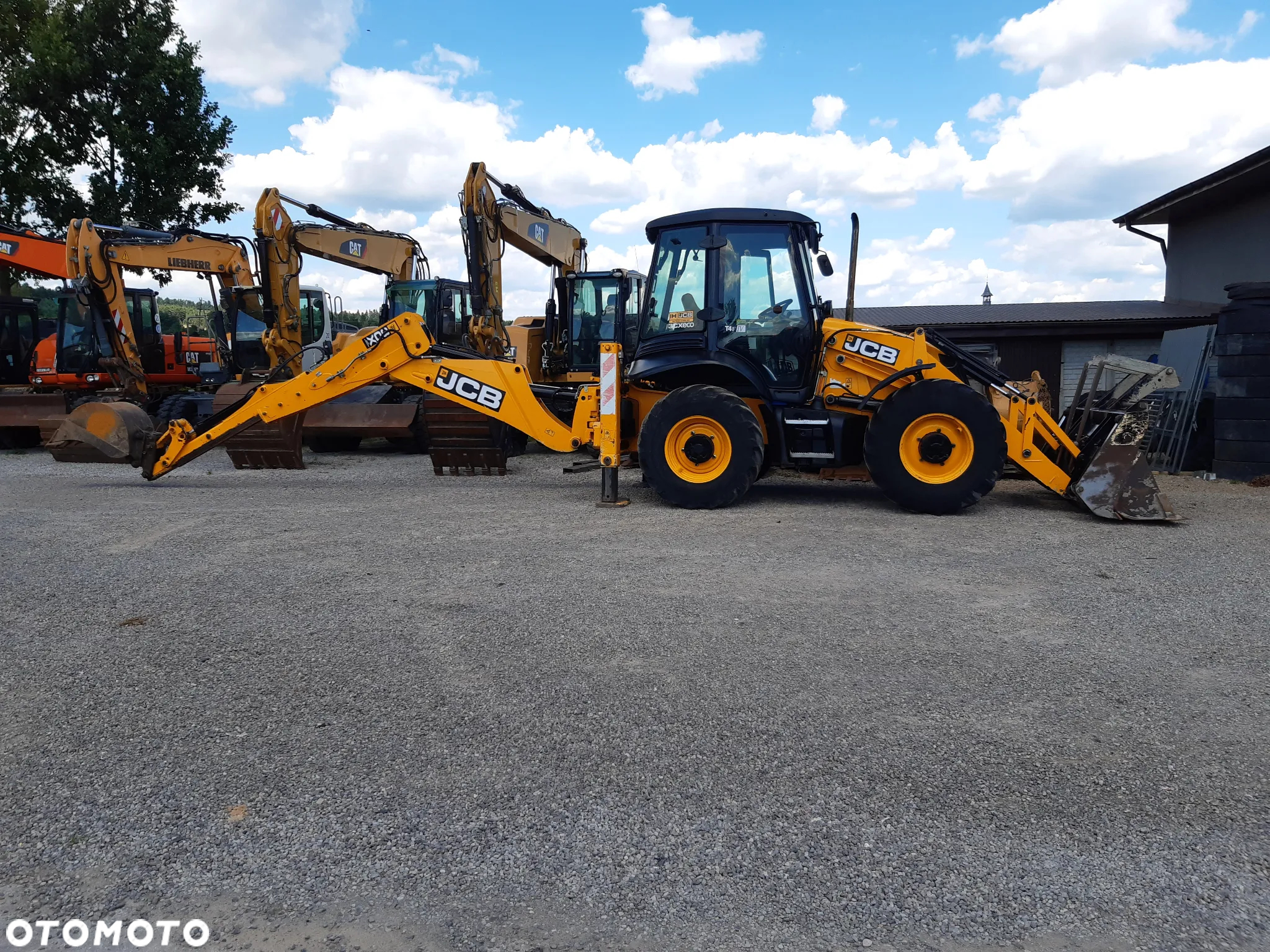 JCB 3 CX - 16