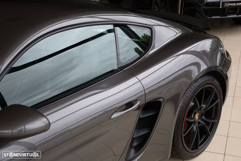 Porsche 718 Cayman GTS PDK - 9