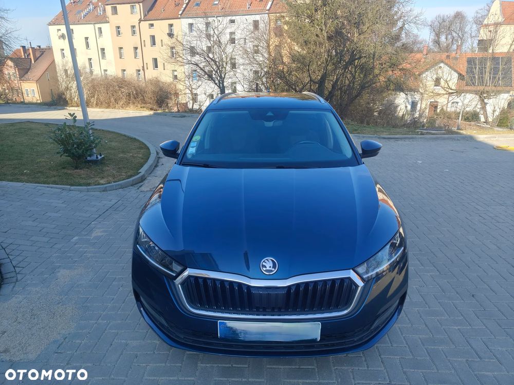 Skoda Octavia 2.0 TDI Sportline DSG - 3