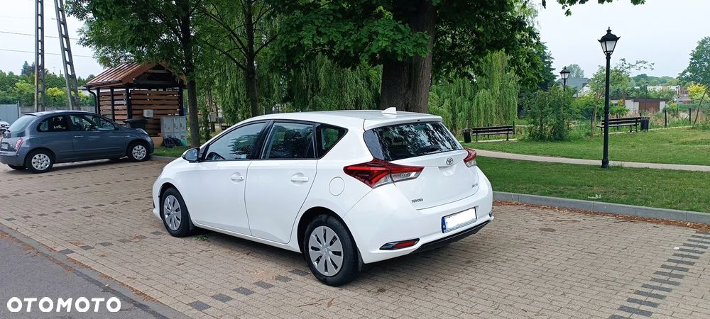 Toyota Auris 1.33 VVT-i Active - 3