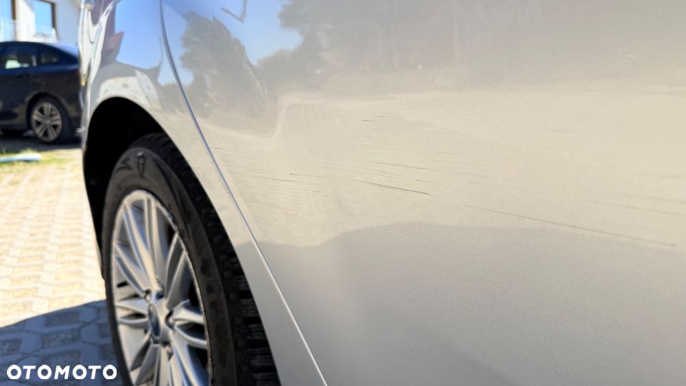 Ford Focus 1.5 TDCi SYNC Edition ASS - 14