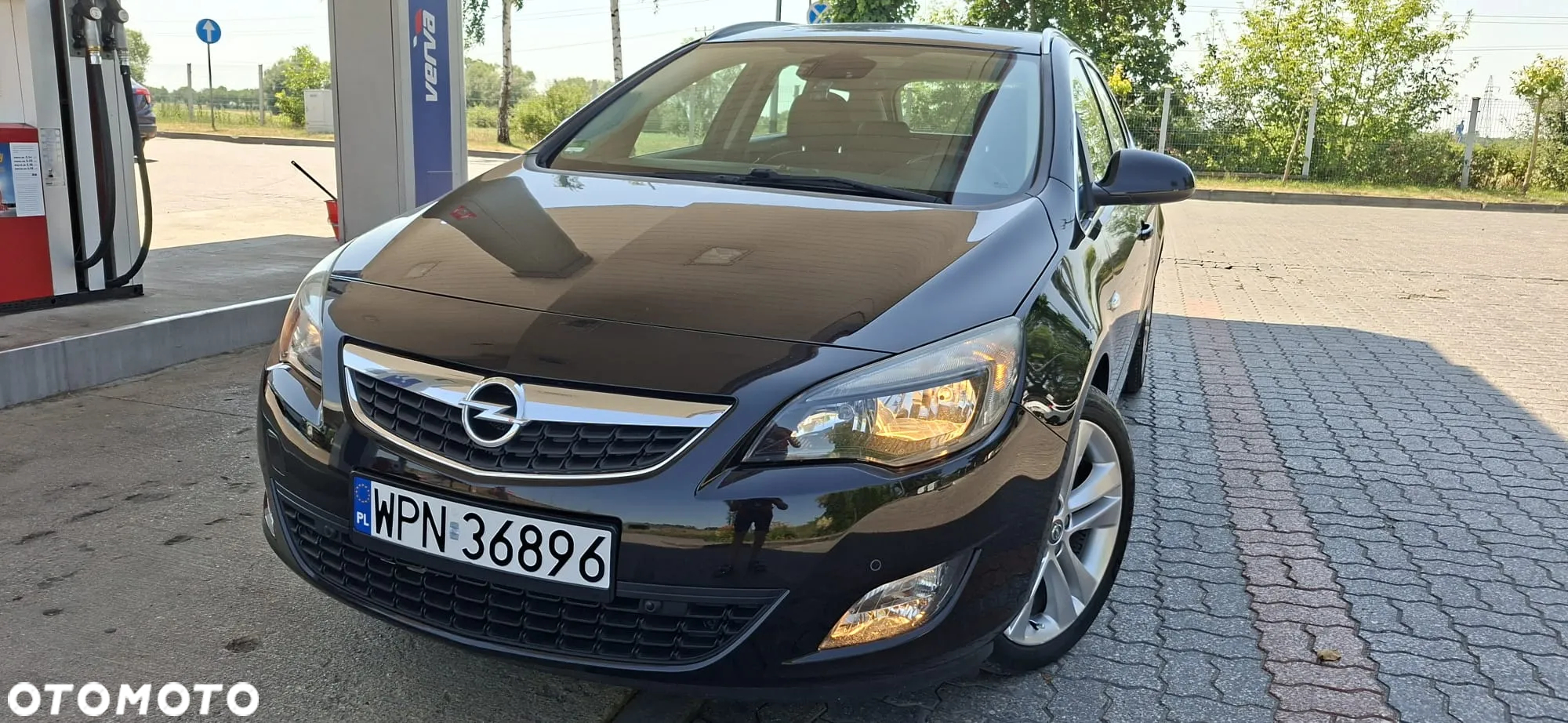 Opel Astra 1.4 Turbo Cosmo - 26