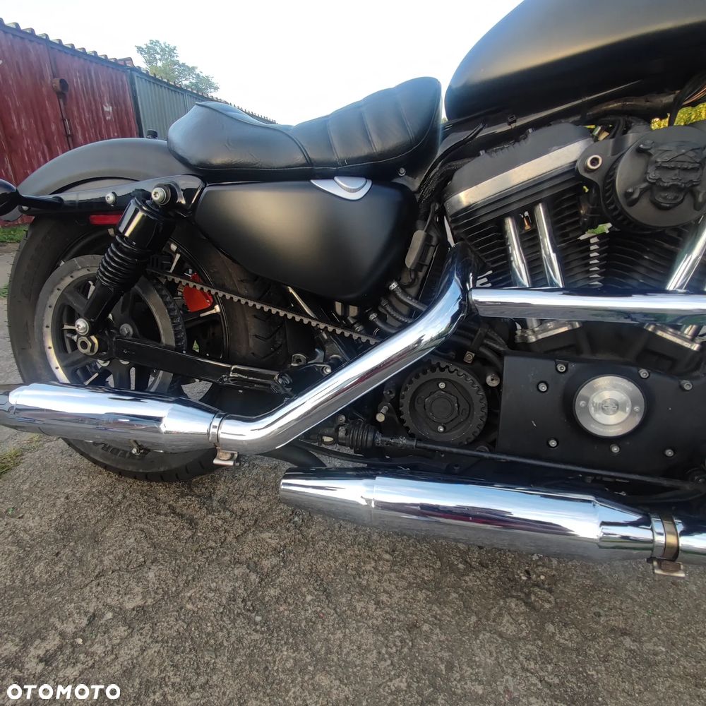 Harley-Davidson Sportster Iron 883 - 4