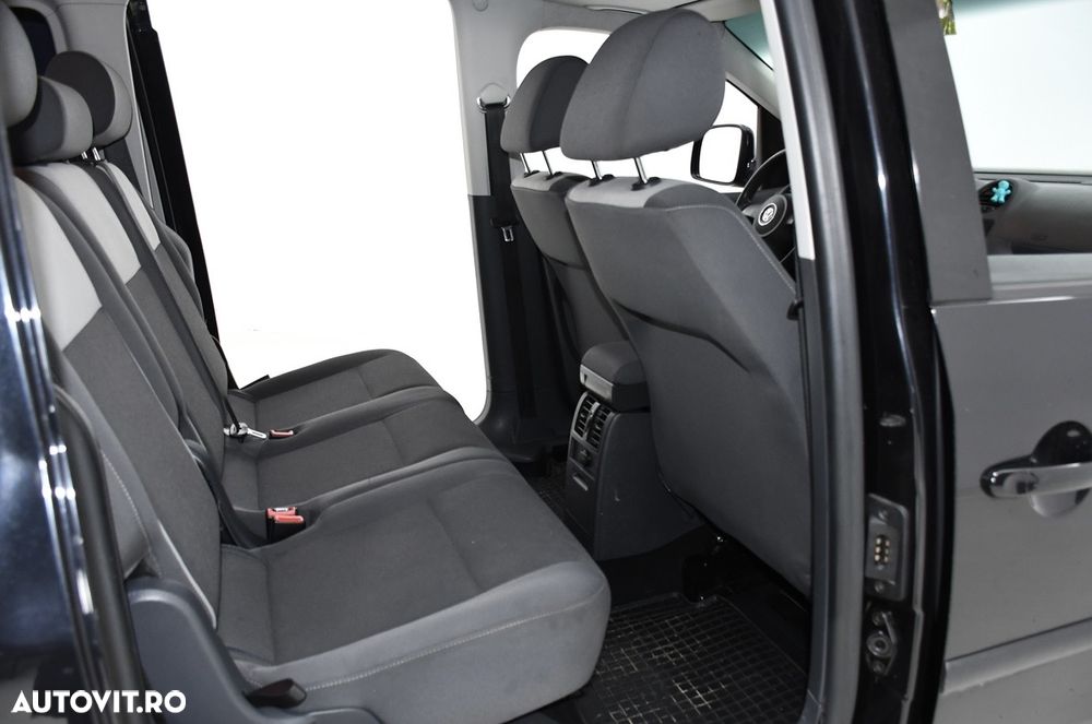 Volkswagen Caddy 1.6 TDI Comfortline DSG - 4