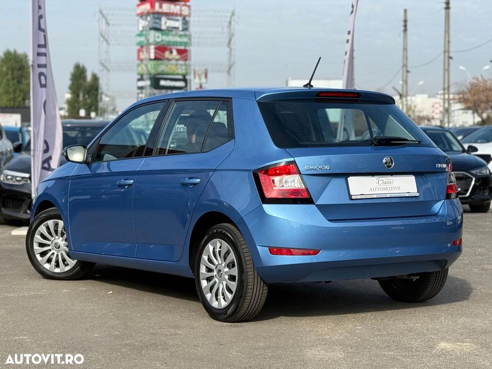 Skoda Fabia - 11