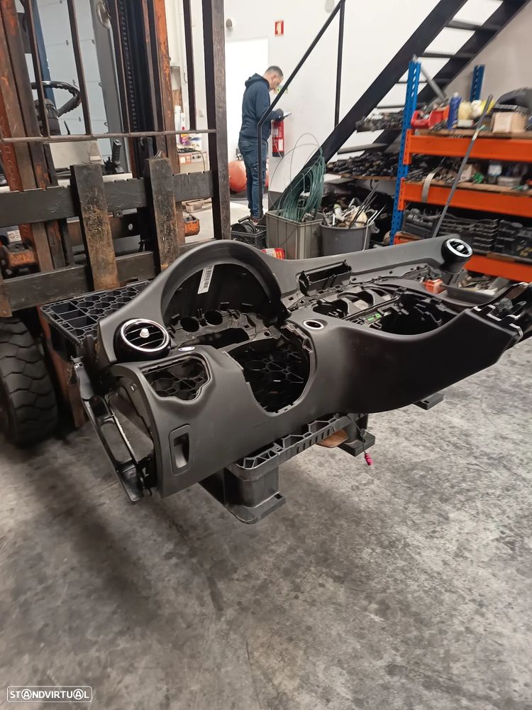 Tablier MERCEDES-BENZ C-CLASS (W205) C 250 BlueTEC Ref: 2056803705 - 2