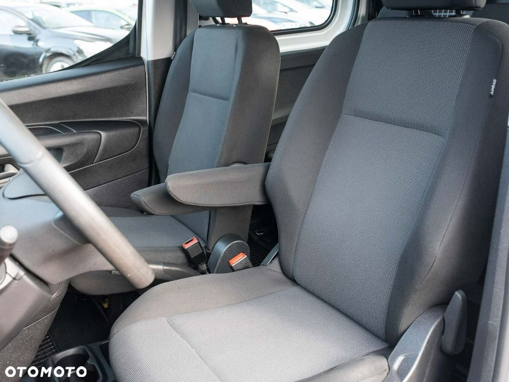 Opel Combo - 12