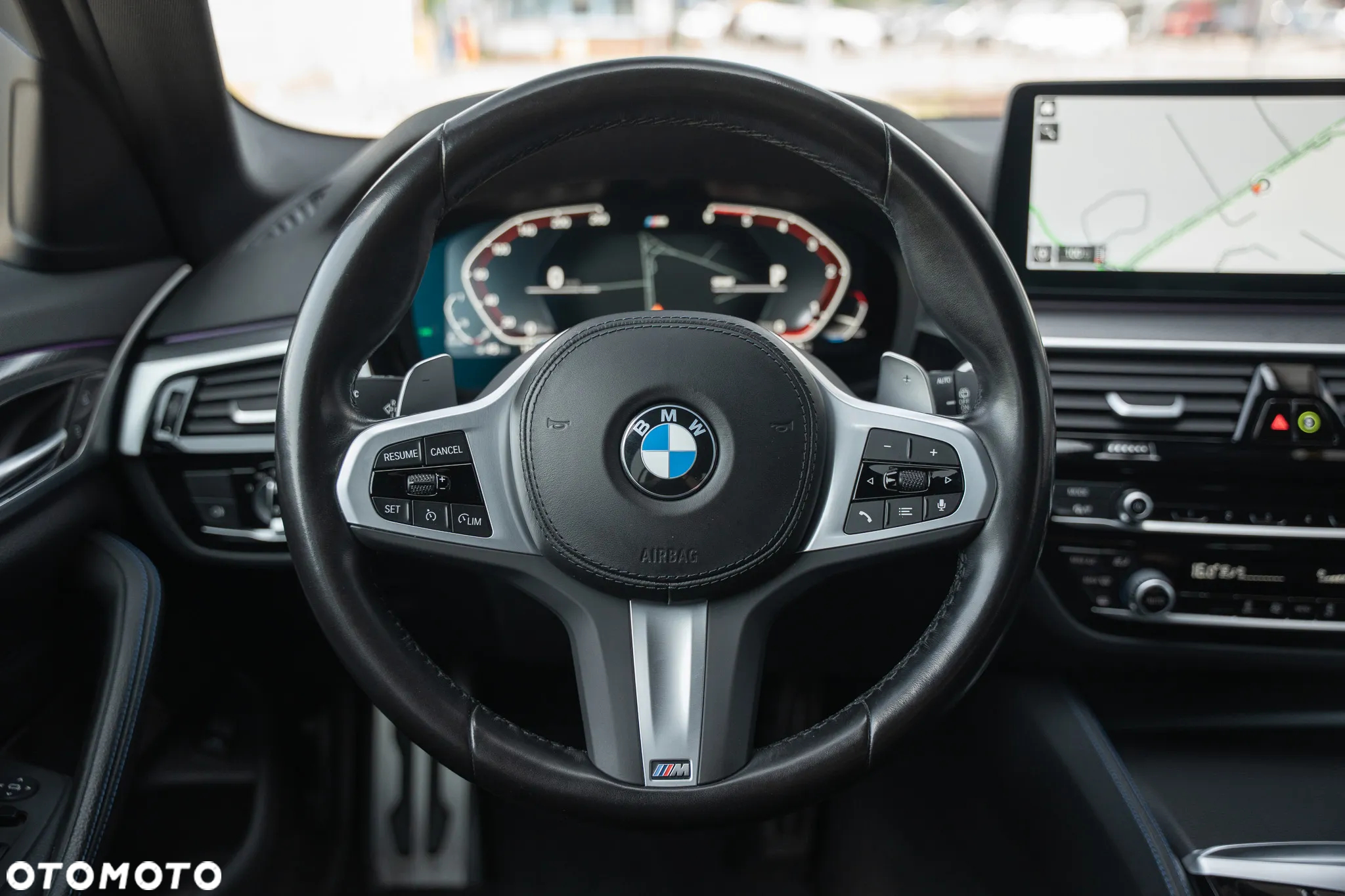 BMW Seria 5 520d xDrive Touring M Sport Edition - 27