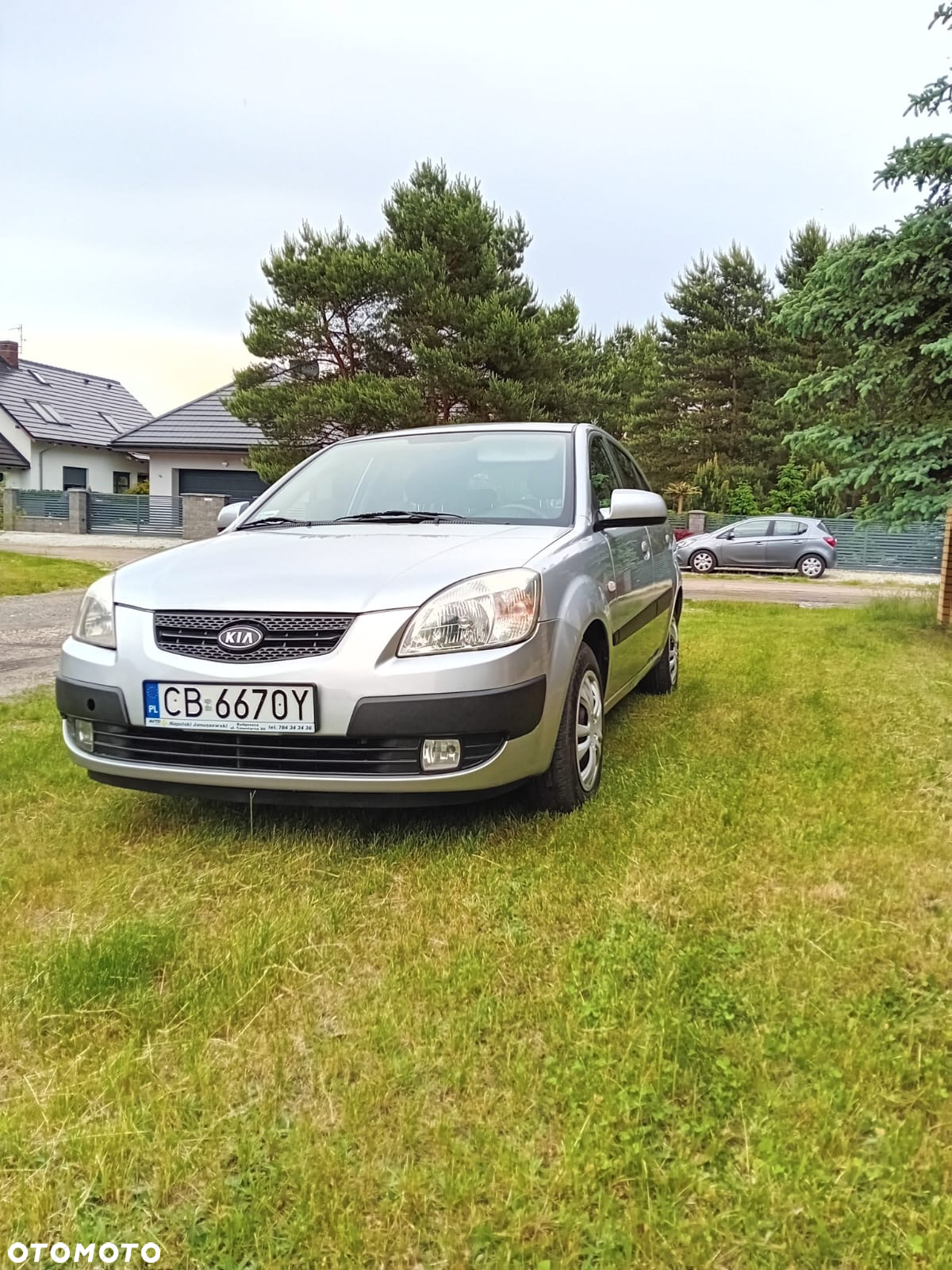 Kia Rio 1.4 (swo) / Family - 2
