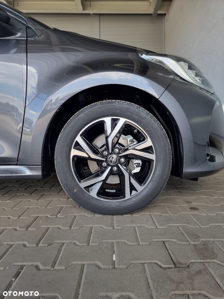 Toyota Yaris Hybrid 1.5 Style - 31