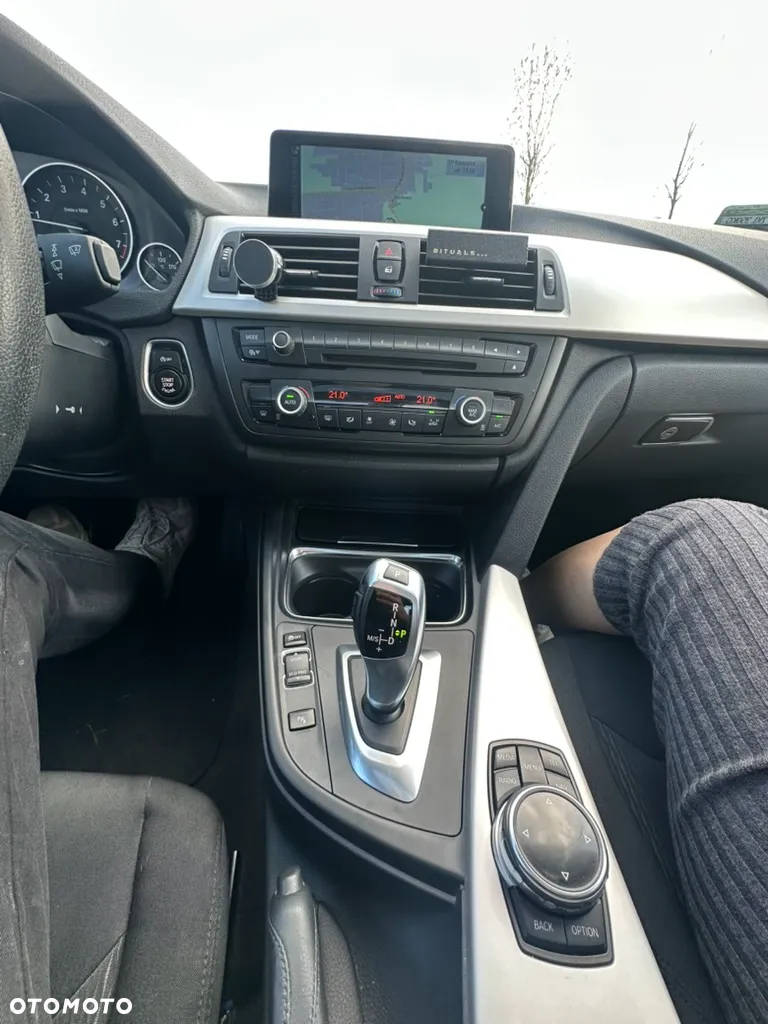 BMW Seria 3 - 13