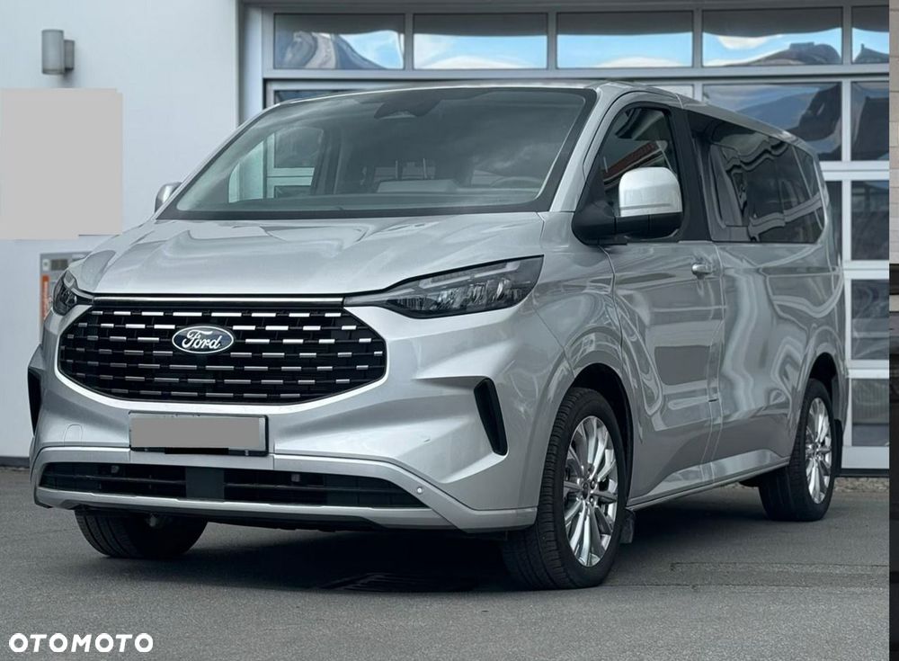 Ford Tourneo Custom - 7